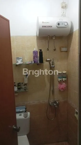 image RUMAH SIAP HUNI DI KEMANG PRATAMA BEKASI (6)