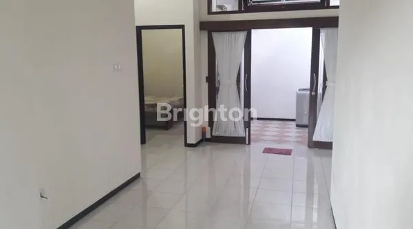 image RUMAH CANTIK FURNISED SIAP HUNI (3)