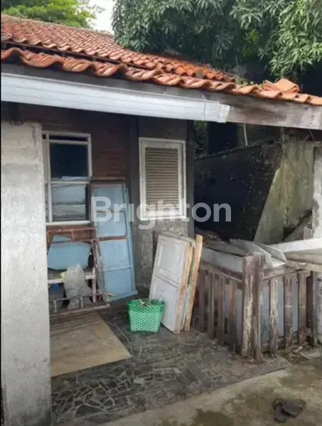 image JUAL TANAH BONUS RUMAH JL.BOROBUDUR (4)