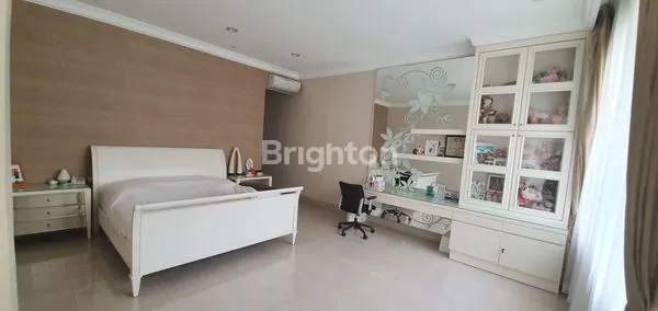 image DIJUAL RUMAH MEWAH DI KEBON KACANG (7)