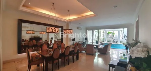 image DIJUAL RUMAH MEWAH DI KEBON KACANG (2)