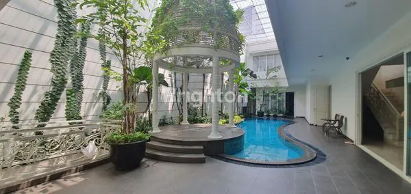 image DIJUAL RUMAH MEWAH DI KEBON KACANG (5)