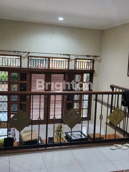 image DIJUAL CEPAT, RUMAH DENGAN HALAMAN LUAS (5)