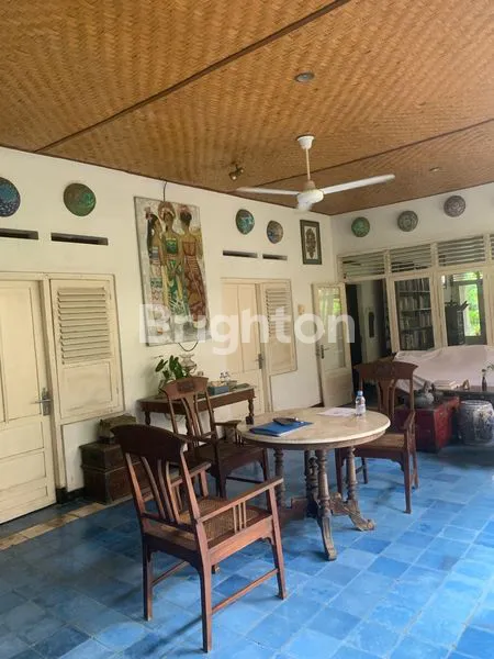 image 6BR COLONIAL HOUSE IN PRIME AREA SANUR CENTRAL 5 MINS TO THE BEACH (5)