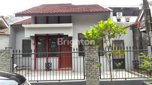 image RUMAH CANTIK SIAP HUNI VILLA NUSA INDAH DUA BOJONG KULUR (1)