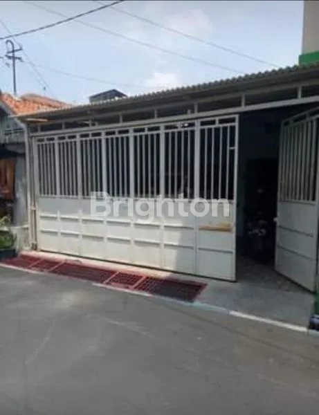 image DIJUAL RUMAH STRATEGIS HITUNG TANAH DI KEBONAGUNG SEMARANG TIMUR (1)