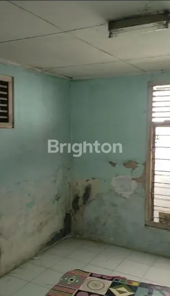 image DIJUAL RUMAH STRATEGIS HITUNG TANAH DI KEBONAGUNG SEMARANG TIMUR (5)