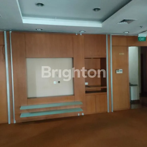 image GEDUNG PREMIUM, STRATEGIS, 4 LANTAI, LAKU CEPAT DI DAERAH DENPASAR COCOK UNTUK USAHA PERKANTORAN!!! (2)