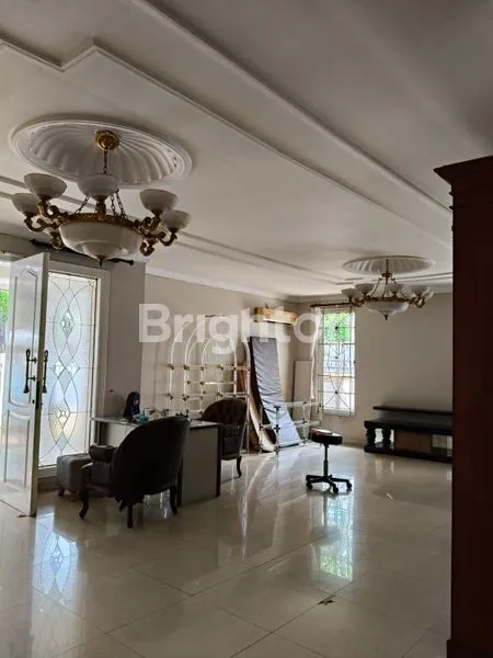 image RUMAH ADEM&SWIM POOL DI RADIO DALAM, BANGUNAN 1 LANTAI  (7)