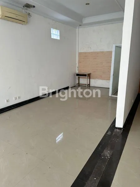 image RUKO 2 LANTAI DI LOKASI STRATEGIS RAMAI PERUMAHAN DALUNG PERMAI (6)