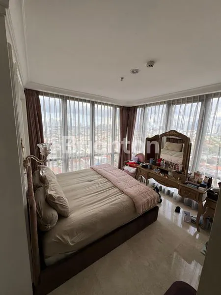 image APARTEMEN PERMATA HIJAU SUITES 3 BEDROOMS  (4)