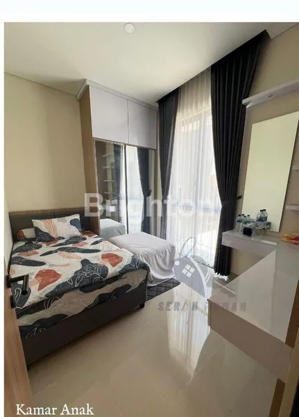 image RUMAH MEWAH 2 LANTAI TENGAH KOTA (5)