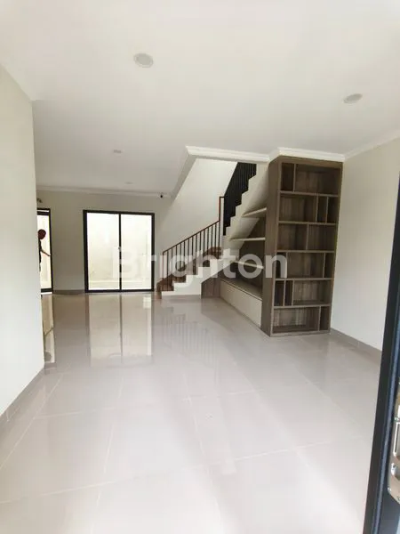 image RUMAH CLUSTER EKSKLUSIF TERJANGKAU SIAP HUNI GADING SERPONG  (7)