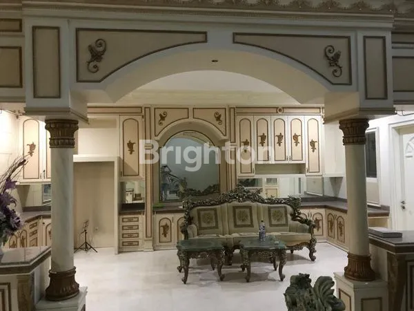 image RUMAH ROMAWI LOKASI TERDEPAN DI PAKUWON INDAH SURABAYA BARAT (2)