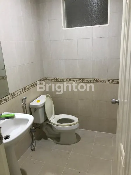 image RUMAH ROMAWI LOKASI TERDEPAN DI PAKUWON INDAH SURABAYA BARAT (6)