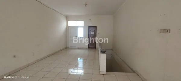 image JUAL SEWA RUKO NGALIAN SQUARE - RAMAI PENGUNJUNG (5)