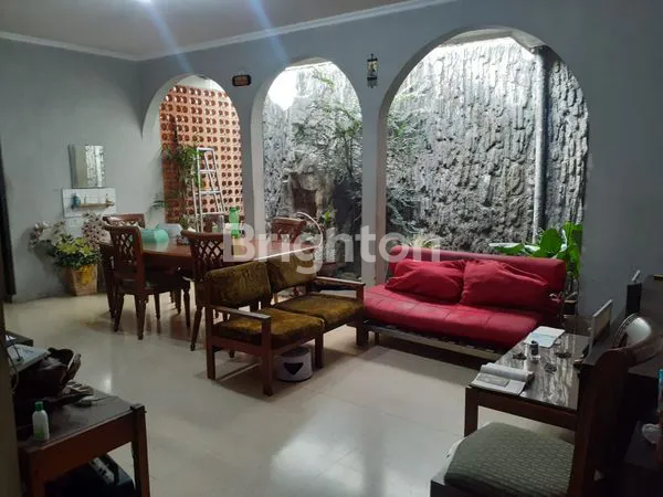 image RUMAH HOEK PINGGIR JALAN BINTARO SELATAN, JAKARTA SELATAN (4)