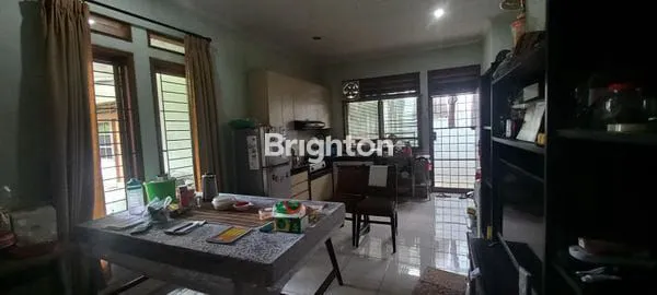 image RUMAH MEWAH 647M² DI TAMAN PELANGI - 2 UNIT SHM TERPISAH (8)