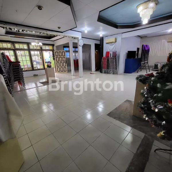 image RUMAH TENANG DI KOMPLEKS GUBENURAN (6)