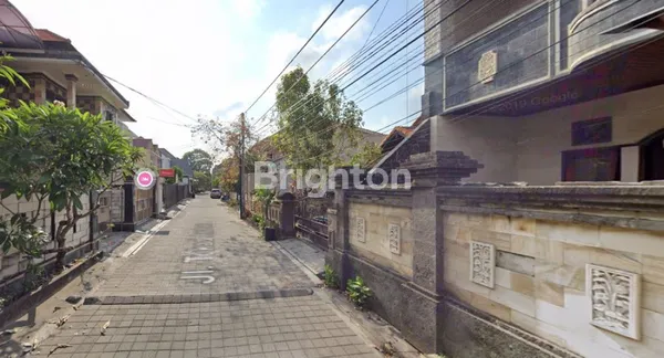 image RUMAH 2 LANTAI ONE GATE SYSTEM PLUS HALAMAN BELAKANG DI JALAN TUKAD PAKERISAN (2)