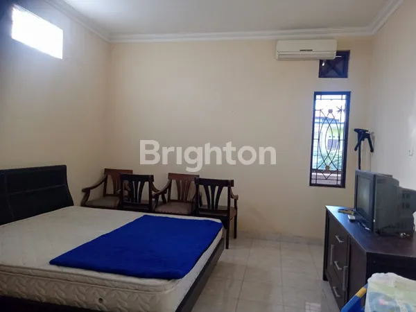 image RUMAH 2 LANTAI ONE GATE SYSTEM PLUS HALAMAN BELAKANG DI JALAN TUKAD PAKERISAN (6)