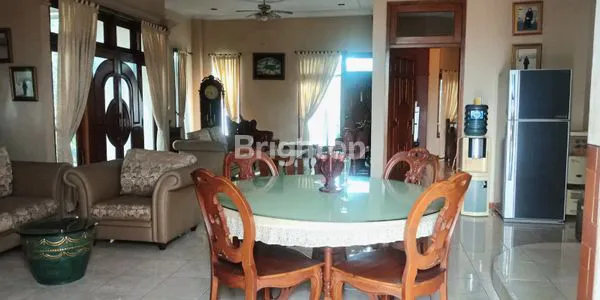 image RUMAH LUAS  COCOK UNTUK USAHA DI  KUDUS (2)