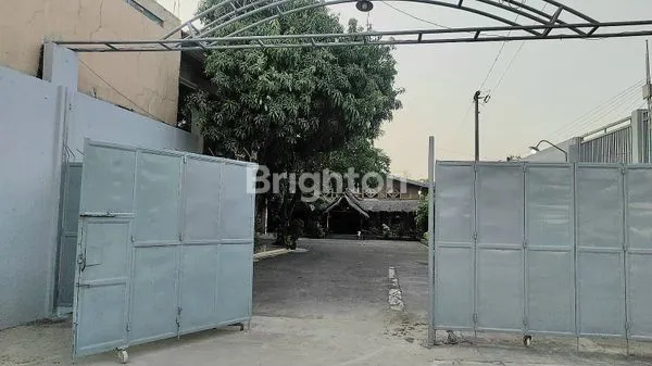 image RUMAH LUAS  COCOK UNTUK USAHA DI  KUDUS (8)