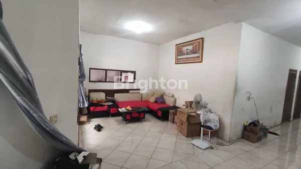 image RUMAH HITUNG TANAH DI KARANG ASEM DEKAT RAYA KENJERAN (5)