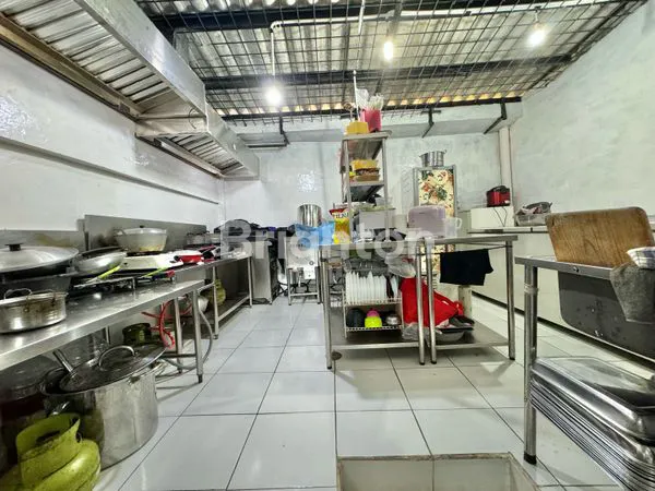 image RUKO 3 LANTAI DALAM KOMPLEK PINGGIR JALAN RAYA DAAN MOGOT (4)