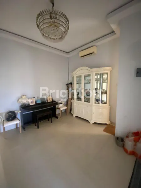 image RUMAH PAKUWON CITY LONG BEACH SURABAYA TIMUR HADAP TIMUR (3)