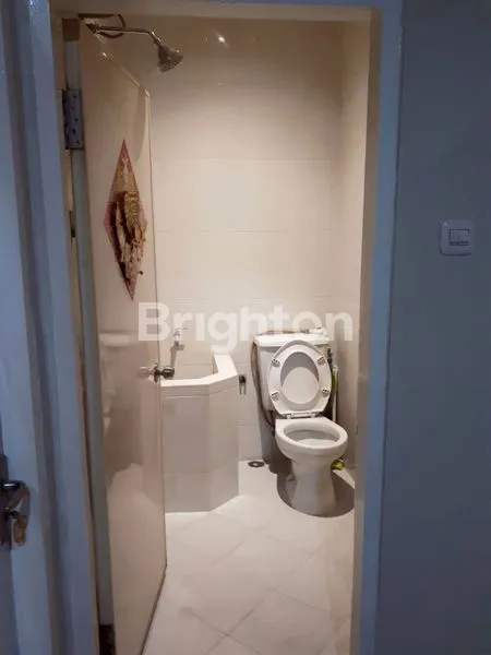 image MURAH! RUMAH 1 LANTAI SIAP HUNI PONDOK TJANDRA DIJUAL/SEWAKAN SIAP HUNI BARU RENOV TOTAL SEMI FURNISHED (6)