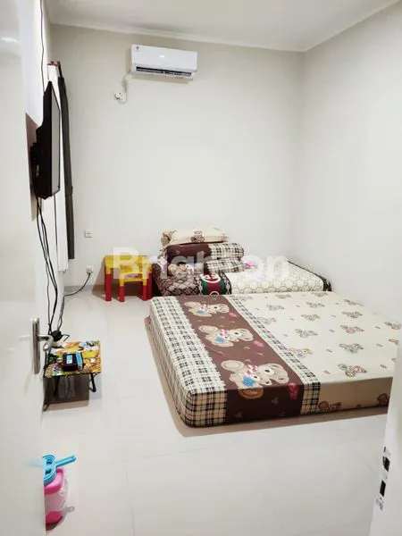 image MURAH! RUMAH 1 LANTAI SIAP HUNI PONDOK TJANDRA DIJUAL/SEWAKAN SIAP HUNI BARU RENOV TOTAL SEMI FURNISHED (5)