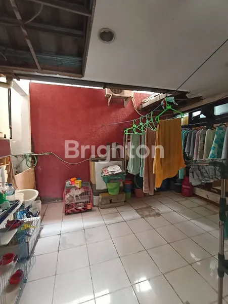image RUMAH 1.5 LANTAI, TERAWAT, PLOSO, VILLA KALIJUDAN, KARANG EMPAT, ROW 3 MOBIL (7)