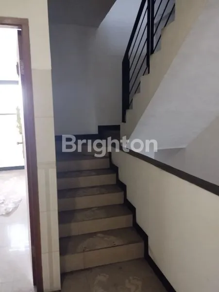 image RUKO 16 KAMAR COCOK UNTUK KOST (8)