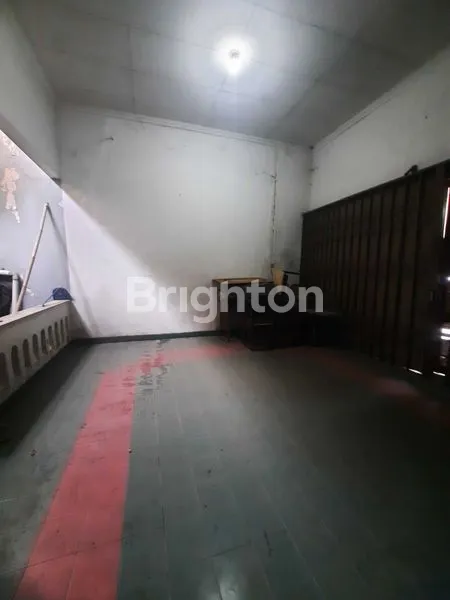 image RUMAH LUAS SIAP HUNI DI PUSAT KOTA KARAWANG (8)