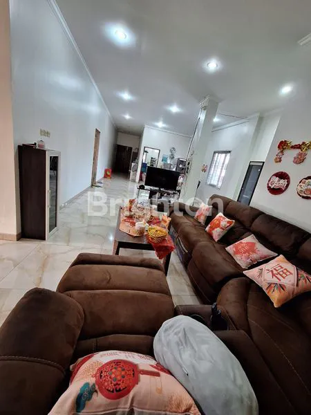 image RUMAH TERAWAT 3 LANTAI DURI KEPA  JAKARTA BARAT (4)