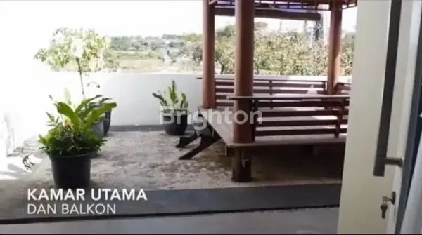image RUMAH MEWAH FULL FURNISHED DI VILLA BUKIT  TIDAR MALANG (15)