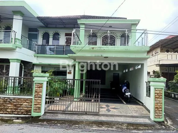 image RUMAH BULATAN MEWAH 2 LANTAI TENGAH KOTA (2)