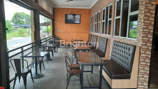image RUMAH HOOK EX-CAFE STRATEGIS, 630M² DI PUSAT KOTA PEKANBARU (2)