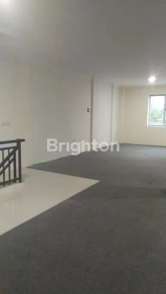 image RUKO GANDENG SIAP USAHA DI TAMAN SURYA 5, SANGAT RAPIH DAN TERAWAT DAN DIKELILINGI APARTEMEN-APARTEMEN.. (3)