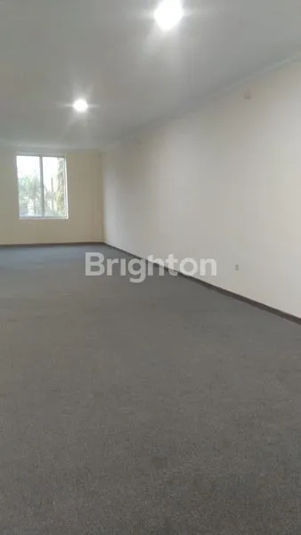 image RUKO GANDENG SIAP USAHA DI TAMAN SURYA 5, SANGAT RAPIH DAN TERAWAT DAN DIKELILINGI APARTEMEN-APARTEMEN.. (8)