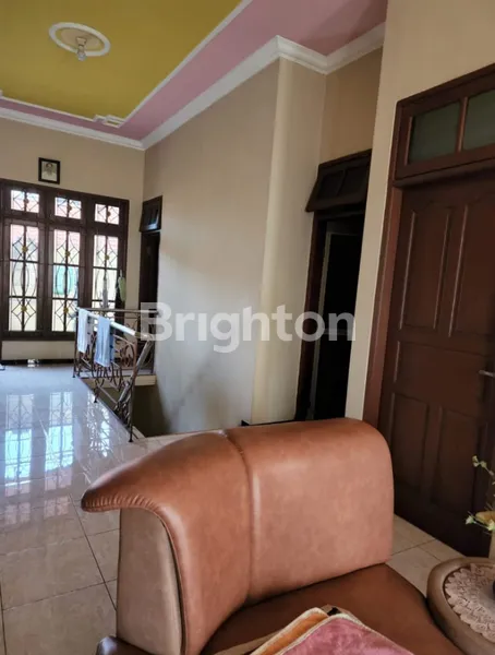 image RUMAH BESAR DEKAT ALUN-ALUN SIDOARJO (3)
