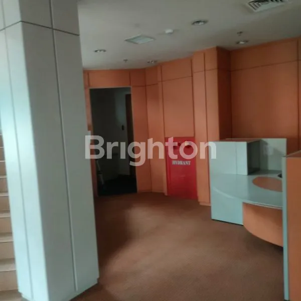 image RUKO 4 LANTAI BESAR DAN LUAS DIPUSAT KOTA DENPSAR (6)