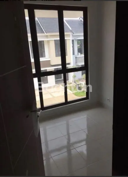 image RUMAH DI SERPONG JAYA CLUSTER THE SPRING (5)