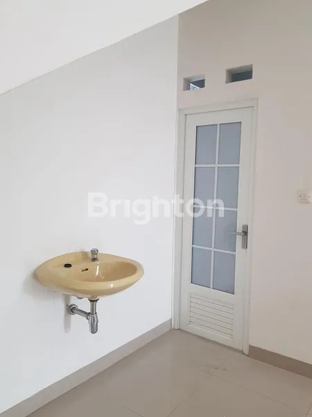 image RUKO 2 LANTAI FRESH & NEW MAINROAD JL.NANJUNG KABUPATEN BANDUNG (4)