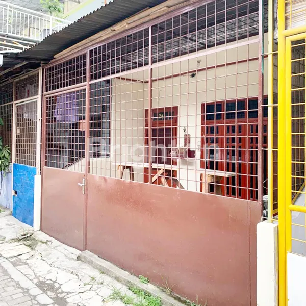 image RUMAH PETAK  SEJATI GG. SETIA KAWAN (1)