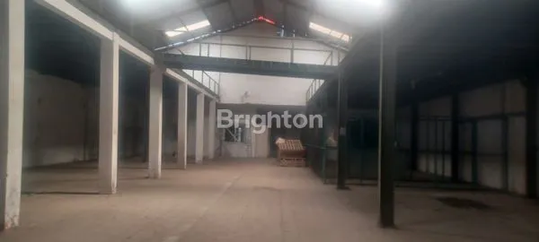 image GUDANG SIAP HUNI SEMARANC BARAT (3)