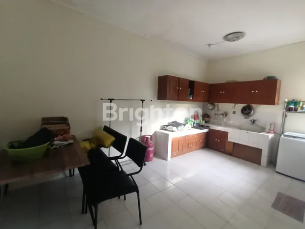 image RUMAH 1 LANTAI DAERAH GUNUNG ANYAR (6)