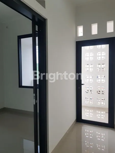 image RUMAH KONTRAKAN 1 LANTAI FRESH & NEW 3X9 MAINROAD NANJUNG KABUPATEN BANDUNG  (2)