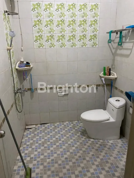 image KEBONSARI REGENCY, RUMAH 2 LANTAI, SIAP HUNI, TERAWAT, ONE GATE (8)